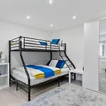 Quiet 3br House - Perfect For Groups Apartmán *