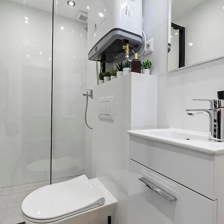 شقة Quiet 3br House - Perfect For Groups براتسيلافا