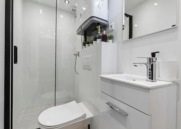 Apartment Quiet 3br House - Perfect For Groups Bratislava